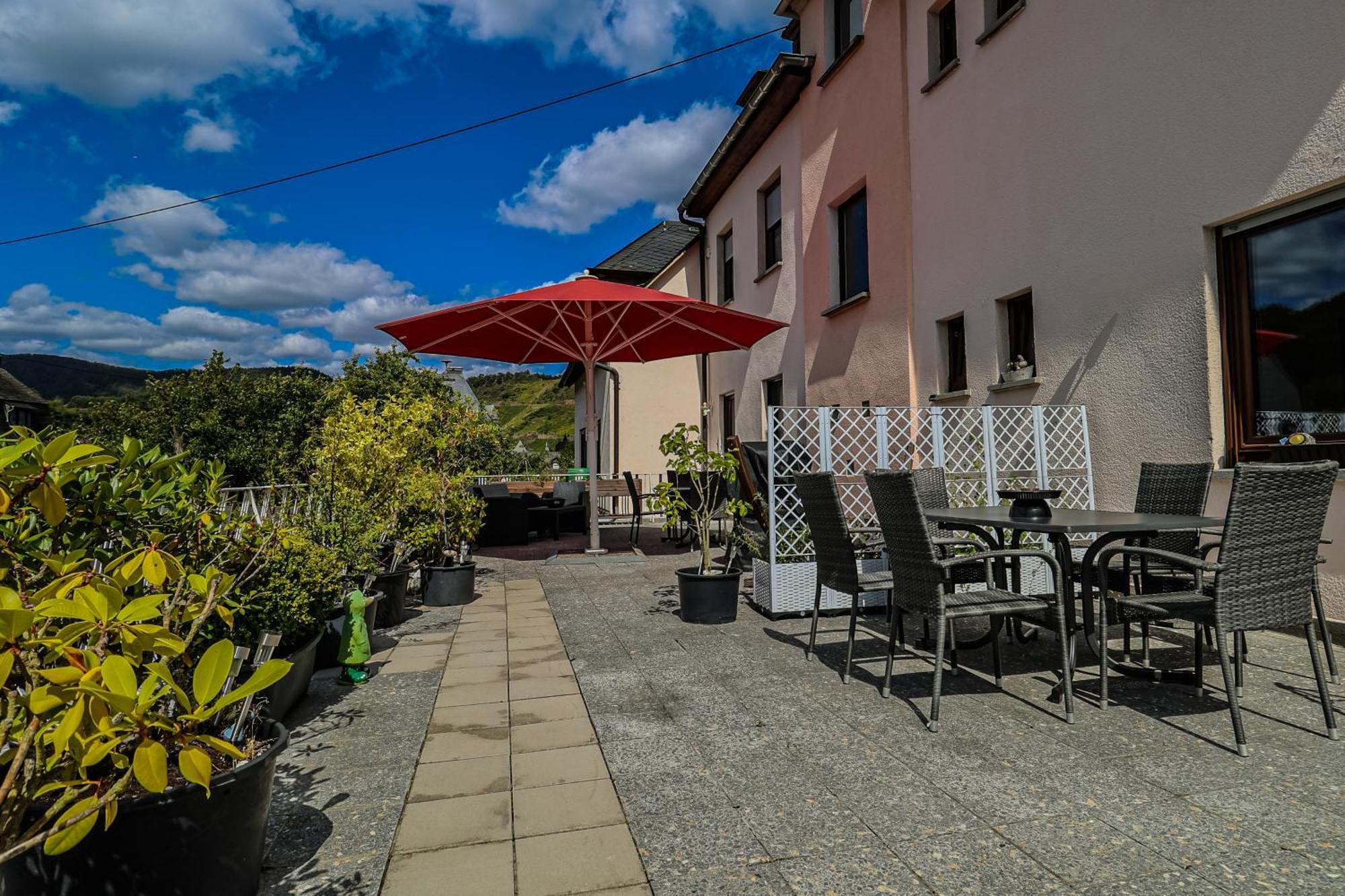 Exklusive Moselidylle: Fewo Mit Traumhaftem Staustufenblick, Netflix, Terrasse Neef 외부 사진